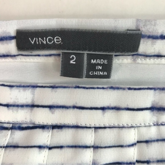 VINCE blurred lines pleated Navy on White Skirt Size 2 - Picture 6 of 15